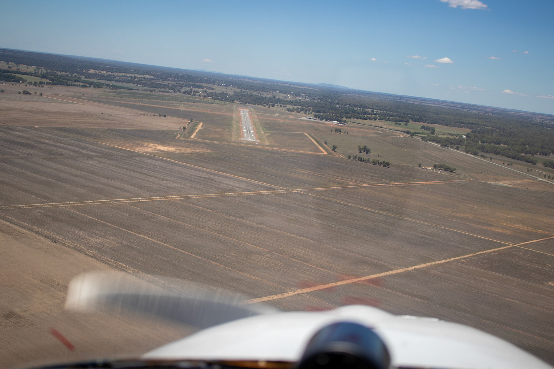 Aircraft on the apron at Narrandera
